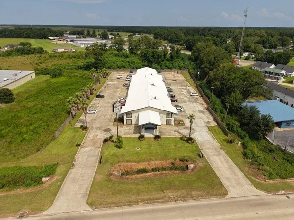 $1,750,000 | 14590 Highway 165, Kinder, LA 70648