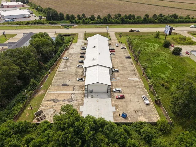 $1,750,000 | 14590 Highway 165, Kinder, LA 70648