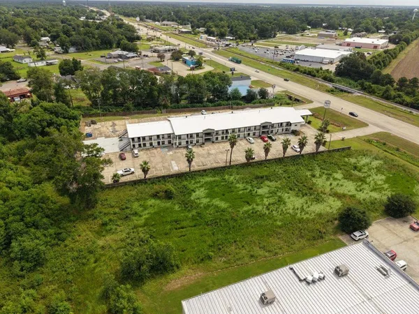 $1,750,000 | 14590 Highway 165, Kinder, LA 70648