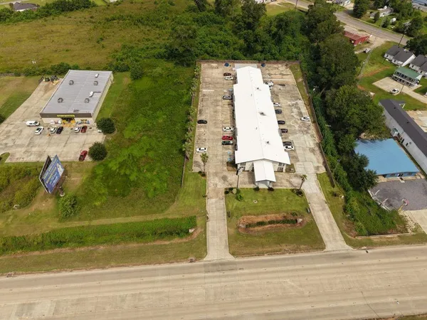 $1,750,000 | 14590 Highway 165, Kinder, LA 70648