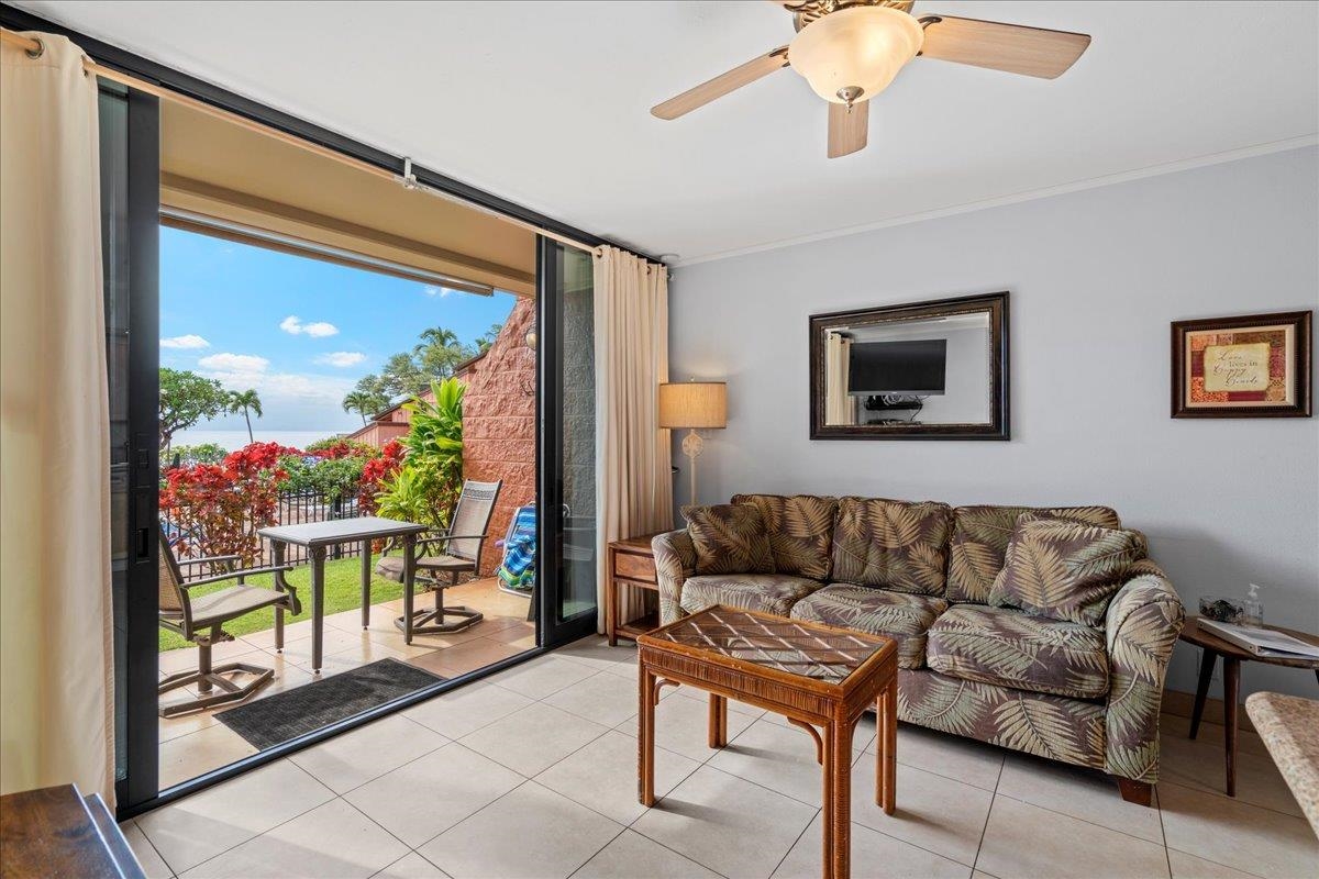 3959 Lower Honoapiilani Road, Unit 302 Lahaina, HI 96761 - Photo 12 of 33 Gallery Image 12