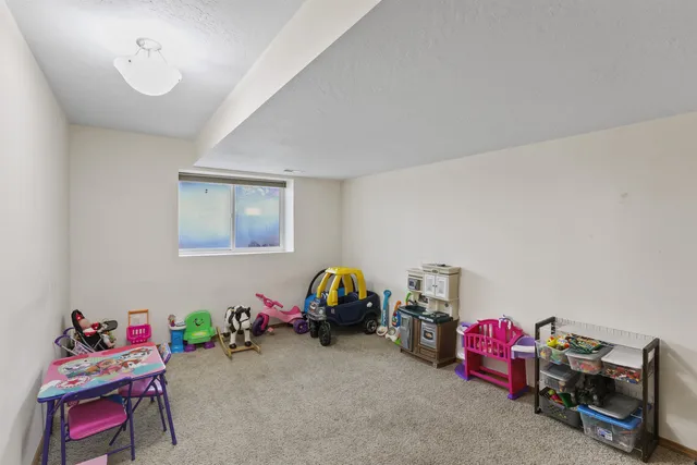 $550,000 | 1025 North Olson Hill Court, Medical Lake, WA 99022