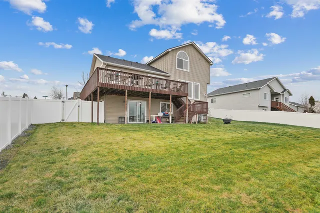 $550,000 | 1025 North Olson Hill Court, Medical Lake, WA 99022