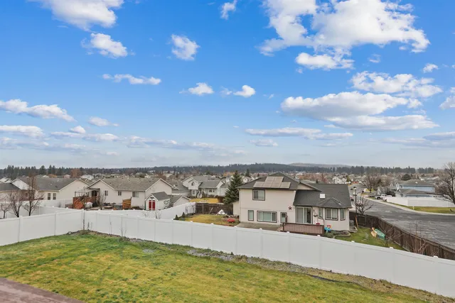 $550,000 | 1025 North Olson Hill Court, Medical Lake, WA 99022