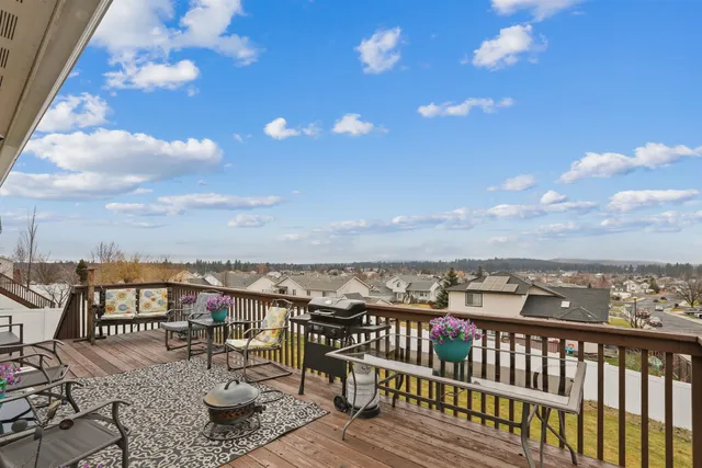 $550,000 | 1025 North Olson Hill Court, Medical Lake, WA 99022