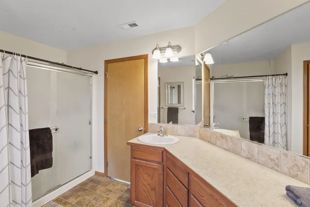 $550,000 | 1025 North Olson Hill Court, Medical Lake, WA 99022