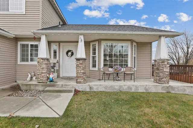 $550,000 | 1025 North Olson Hill Court, Medical Lake, WA 99022