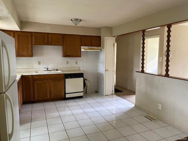 235 Estridge Road St. Louis, MO 63137 - Photo 2 of 11