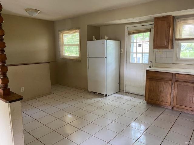 235 Estridge Road St. Louis, MO 63137 - Photo 3 of 11