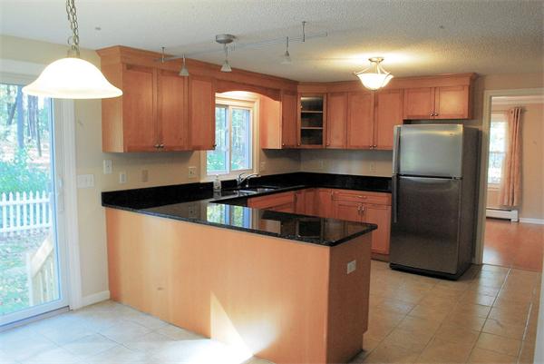 345 Strong Street Amherst, MA 01002 - Photo 6 of 28 Gallery Image 6