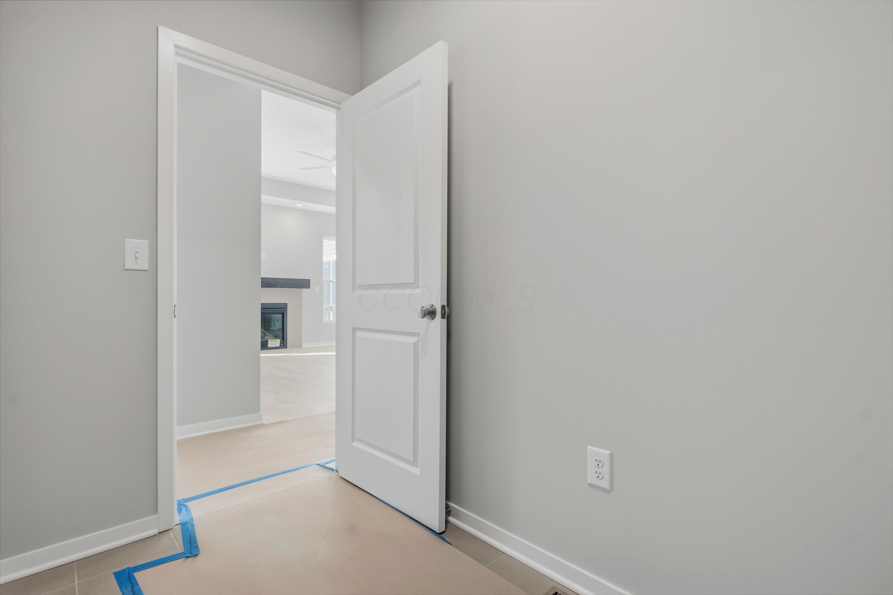 277 Olympic Loop Commercial Point, OH 43116 - Photo 6 of 34 Laundry Room