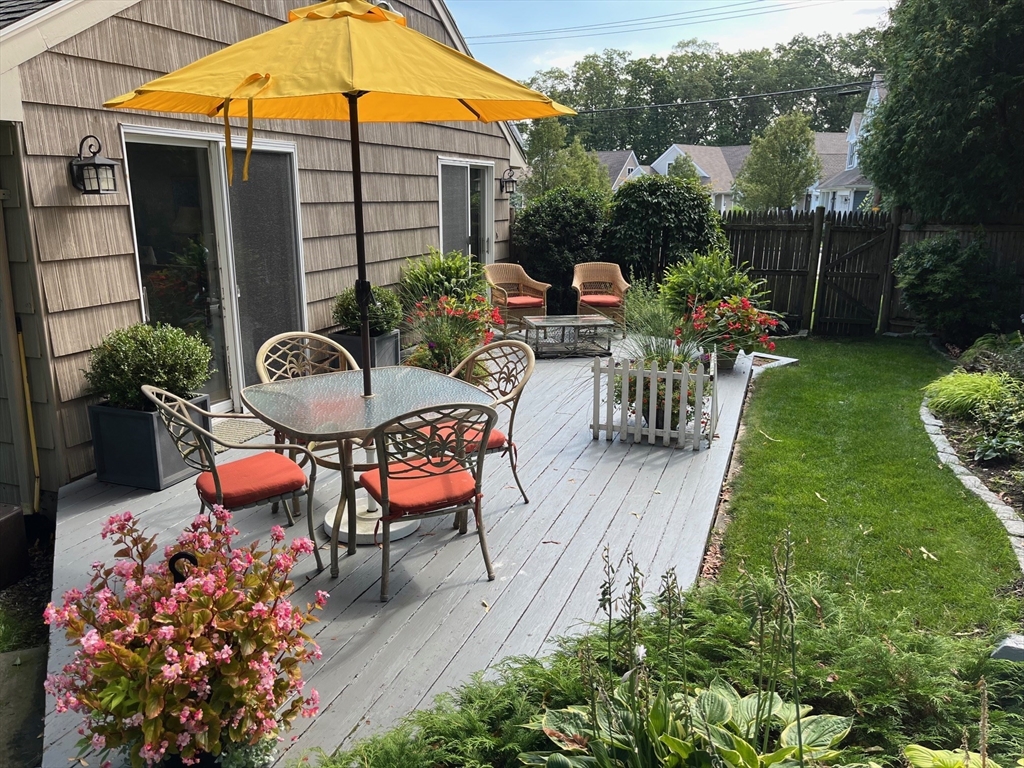 6 Enslin Road Needham, MA 02492 - Photo 29 of 31