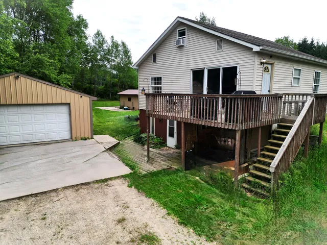 $154,900 | 2715 Garfield Road, Remus, MI 49340