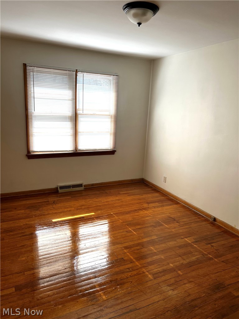 9520 Alexander Road Garfield Heights, OH 44125 - Photo 12 of 20 Gallery Image 12