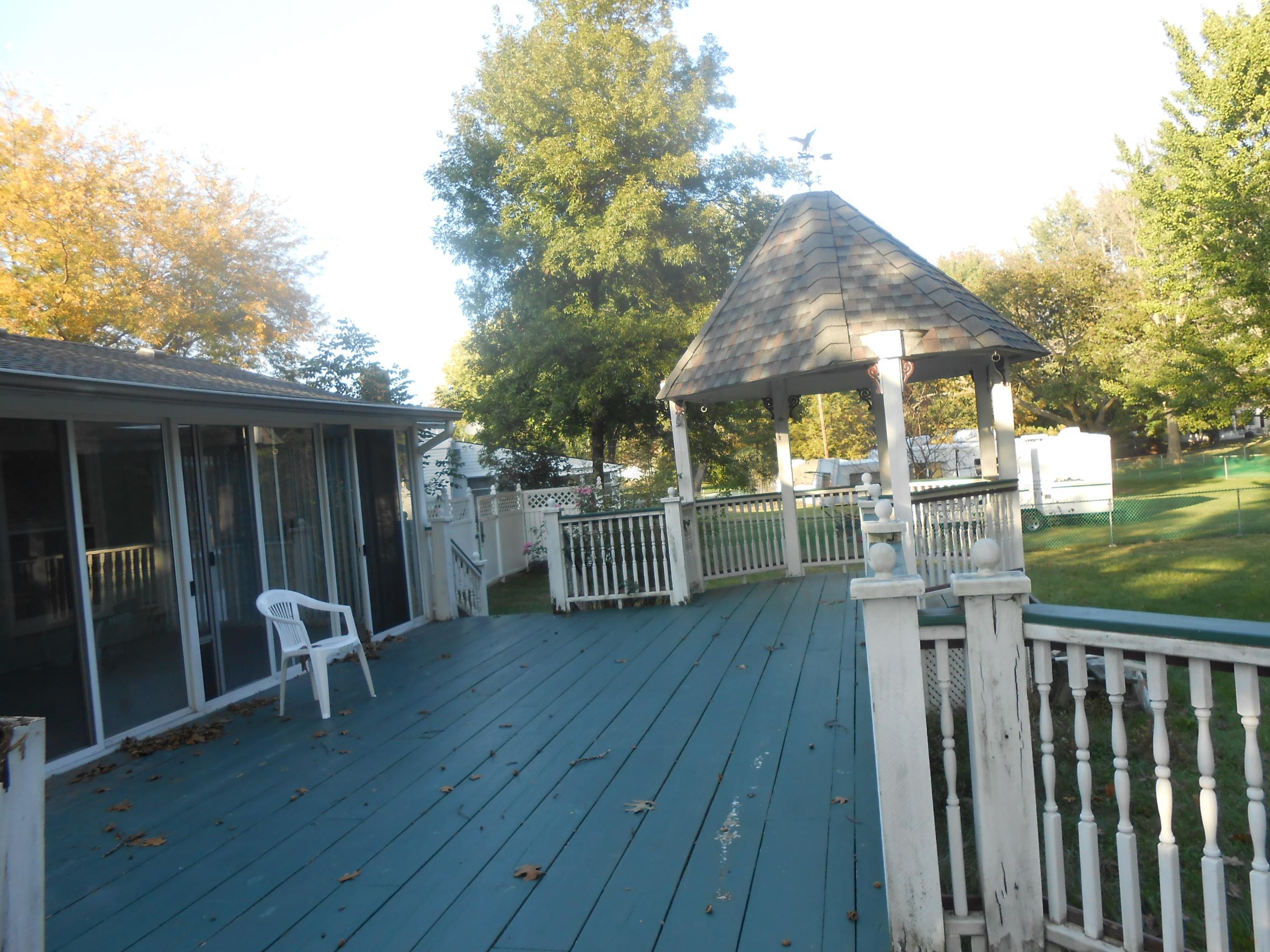 1334 Spindler Road Columbus, OH 43228 - Photo 11 of 30