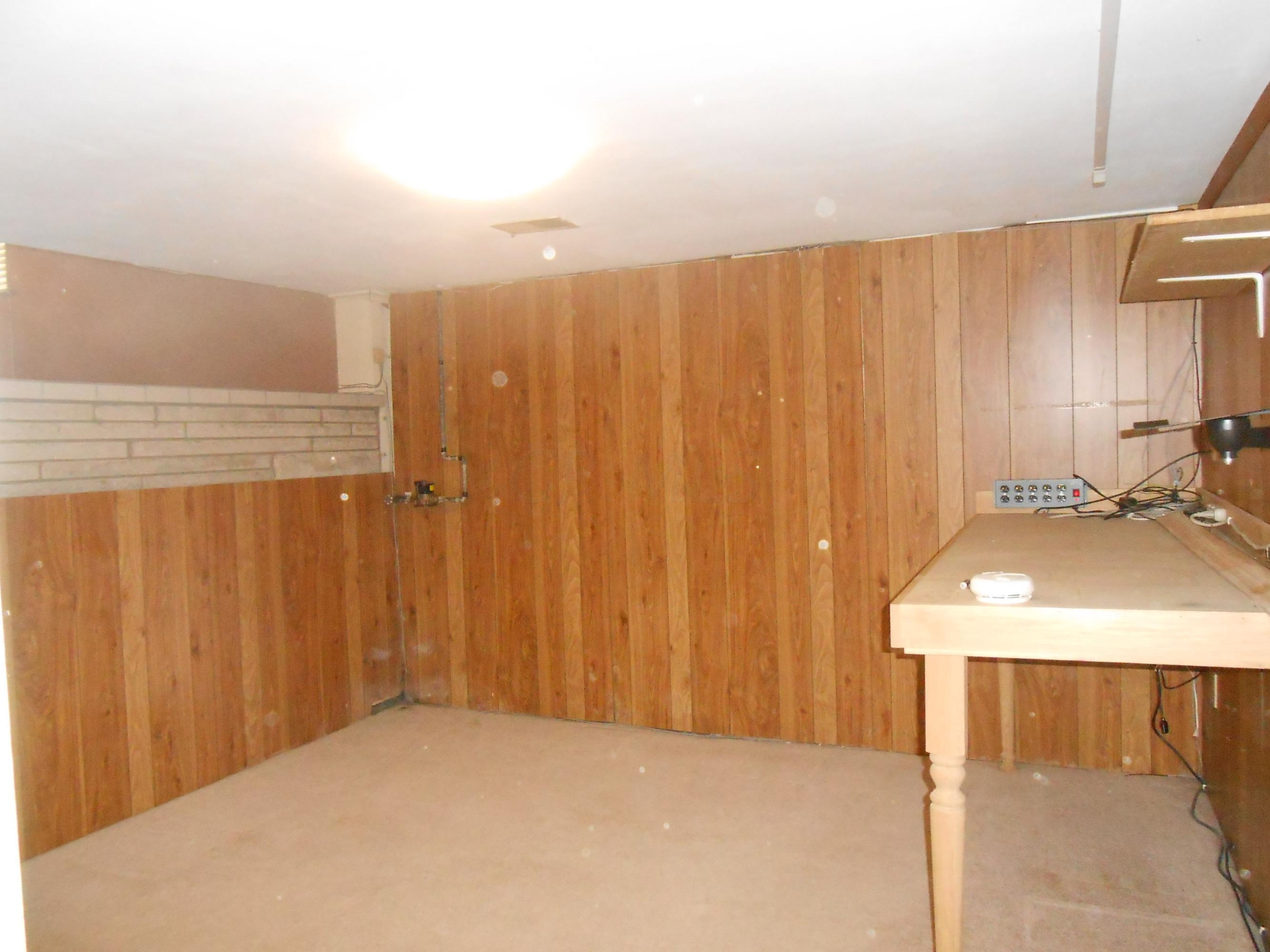 1334 Spindler Road Columbus, OH 43228 - Photo 22 of 30