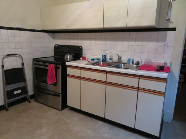 2040 Carter Street Racine, WI 53402 - Photo 13 of 19 a kitchen with cabinets and appliances