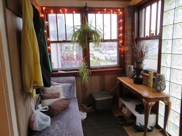 2040 Carter Street Racine, WI 53402 - Photo 16 of 19 a room with furniture and a window