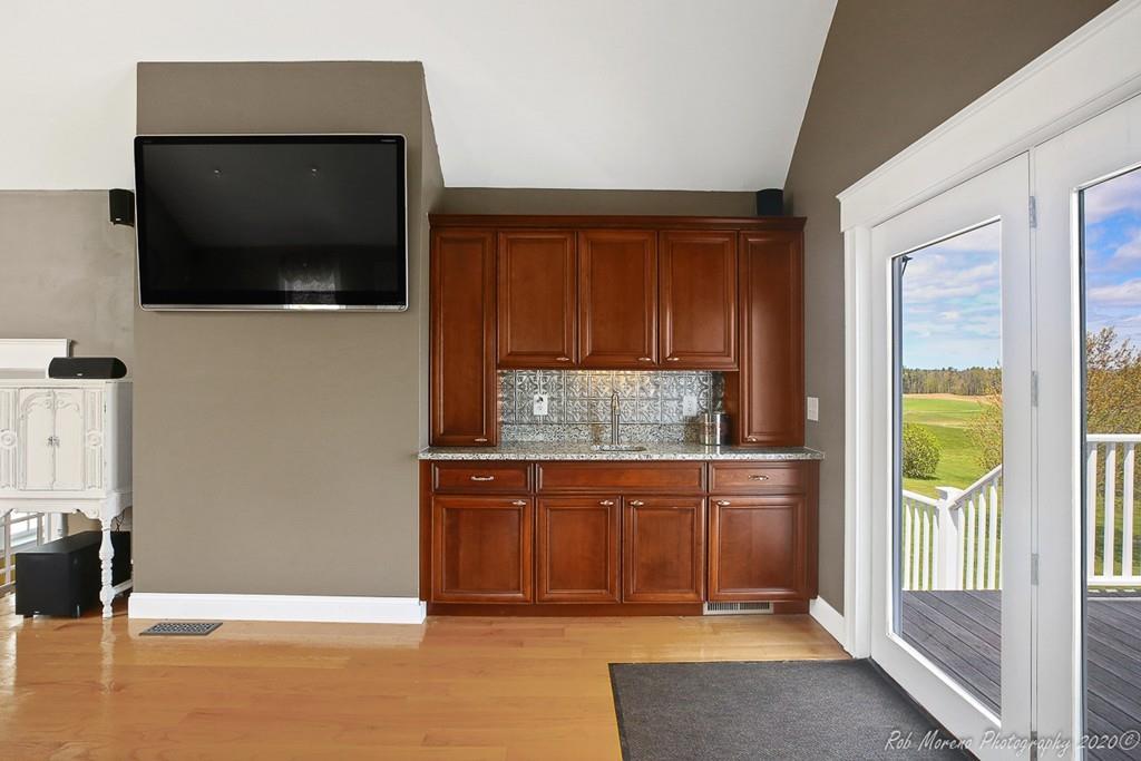 63 Highland Road Merrimac, MA 01860 - Photo 6 of 36