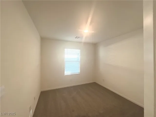 $2,200 | 510 Golden Cardinal Avenue, Henderson, NV 89011