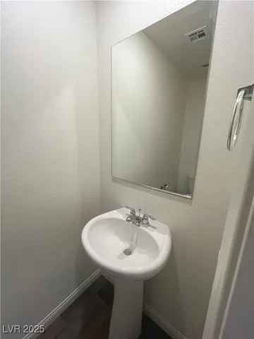 $2,200 | 510 Golden Cardinal Avenue, Henderson, NV 89011