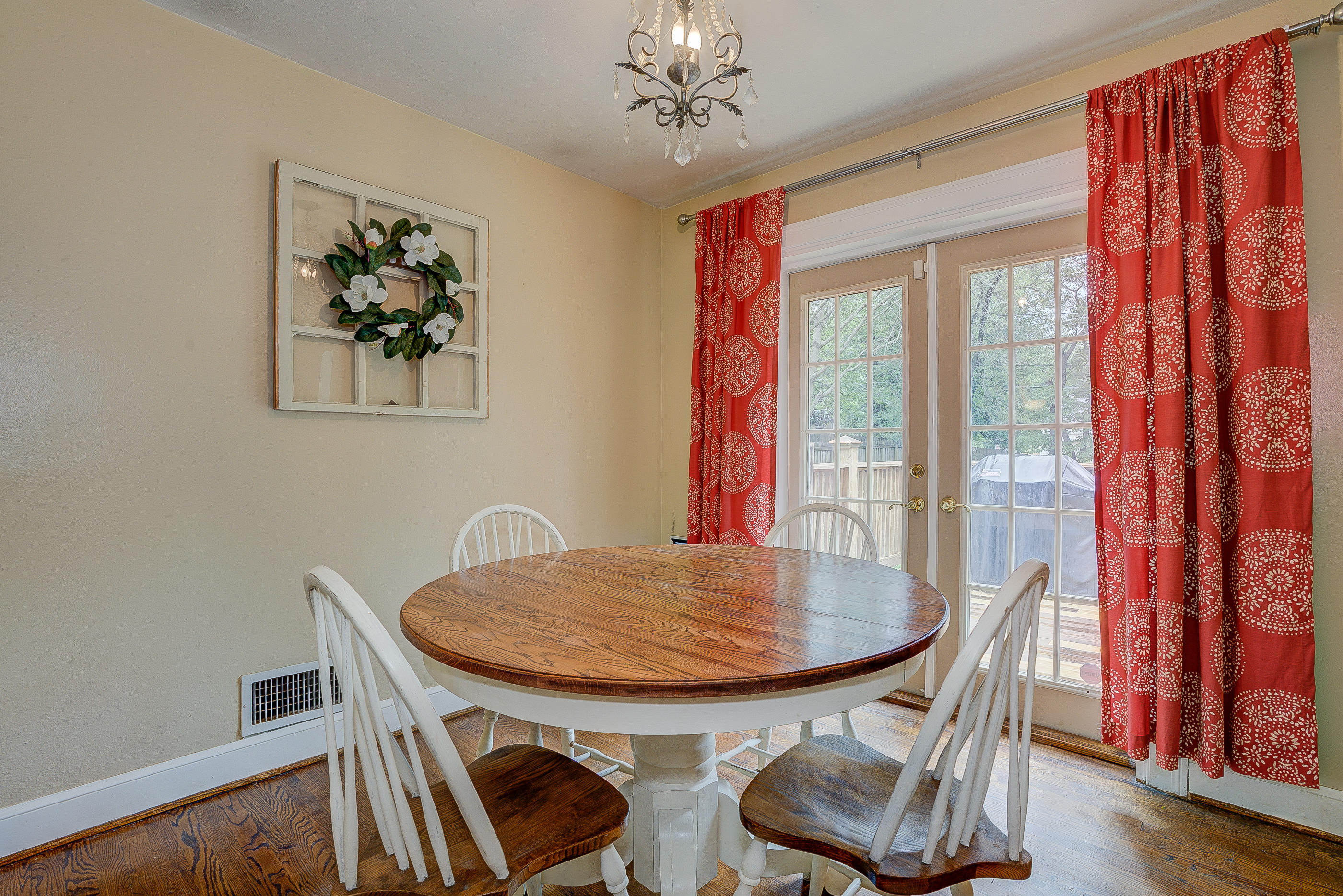 2327 Howard Road Southwest Roanoke, VA 24015 - Photo 13 of 28 159