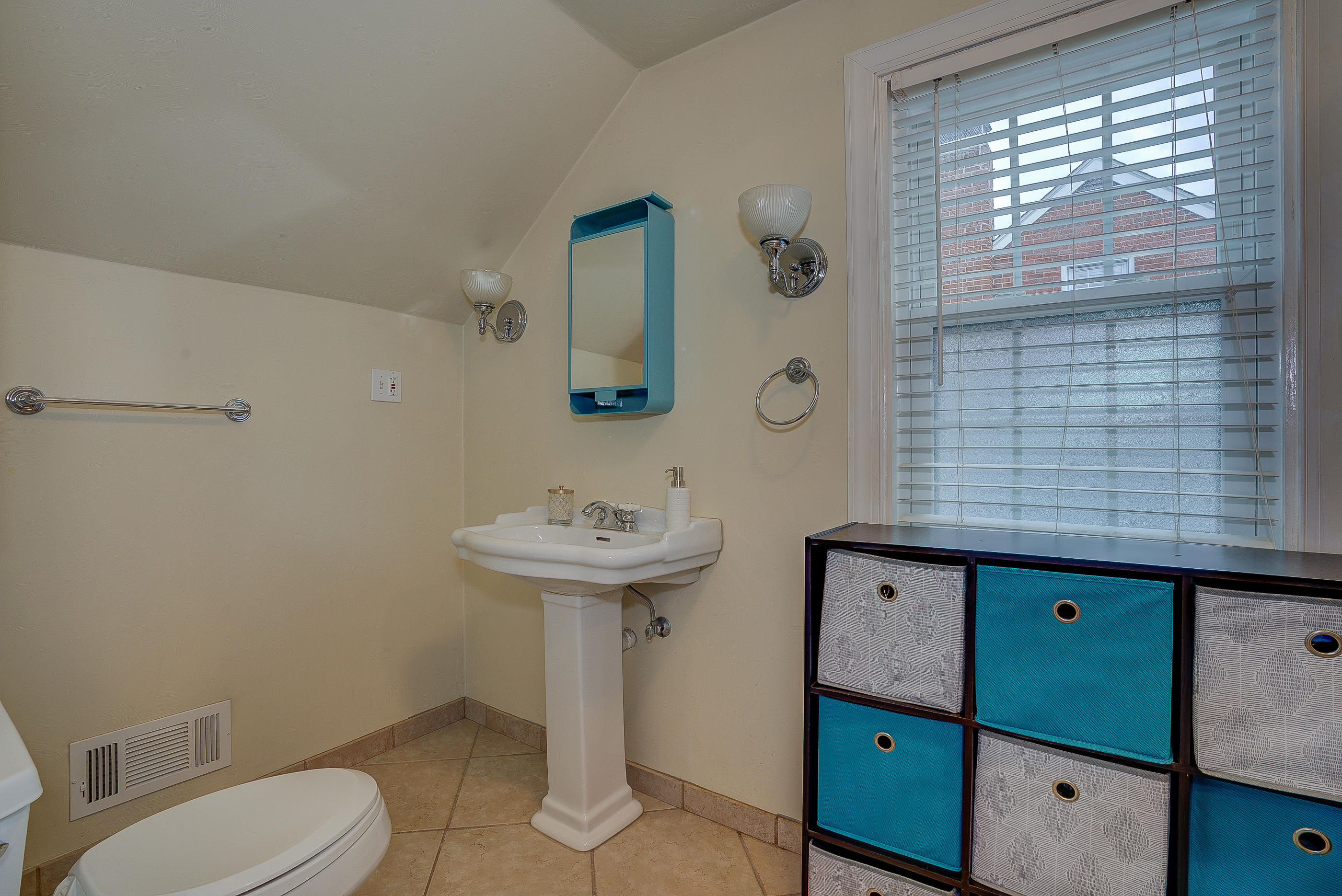 2327 Howard Road Southwest Roanoke, VA 24015 - Photo 25 of 28 184