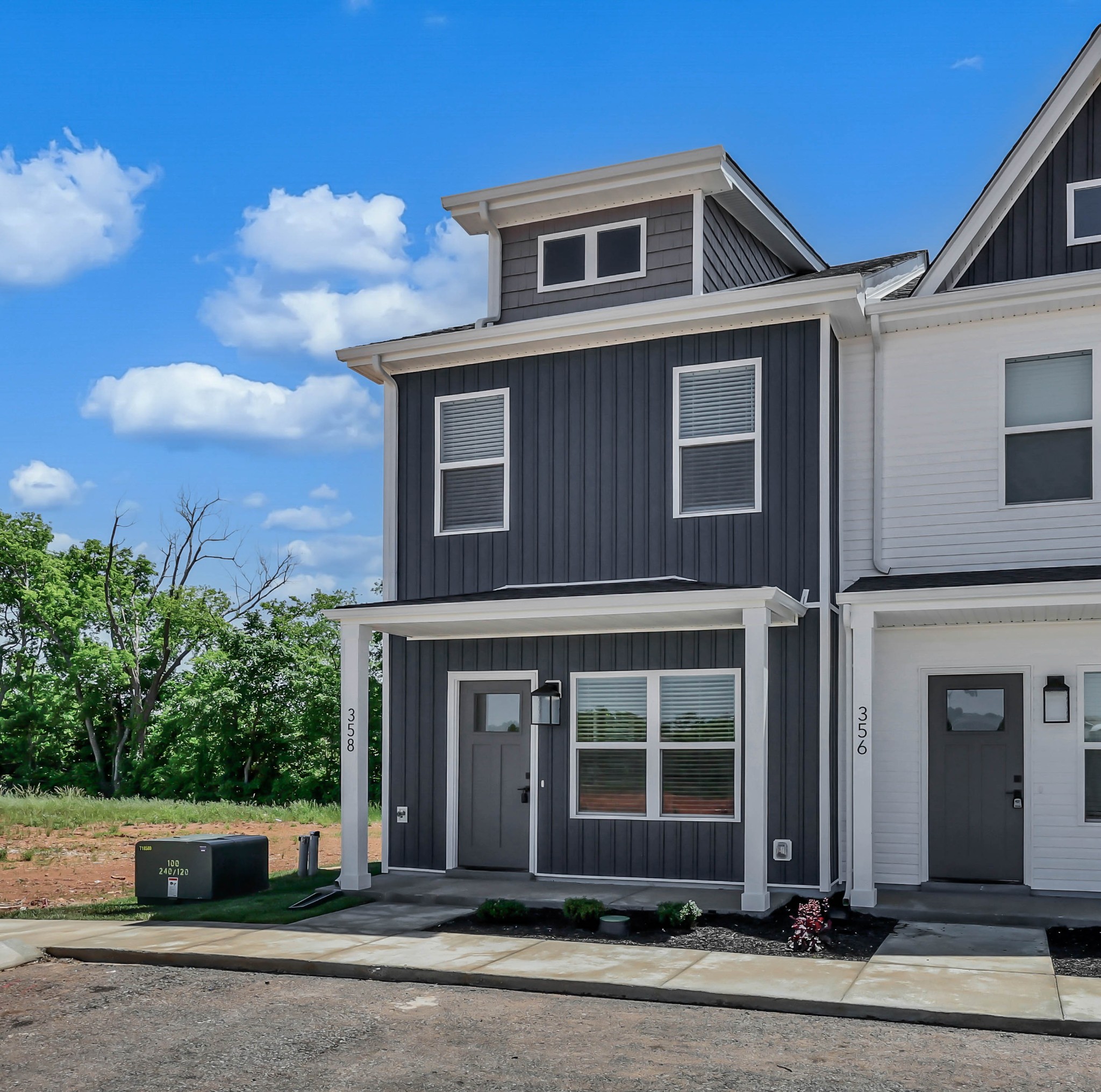 358 Front Rdg Circle Clarksville, TN 37042 - Photo 3 of 29