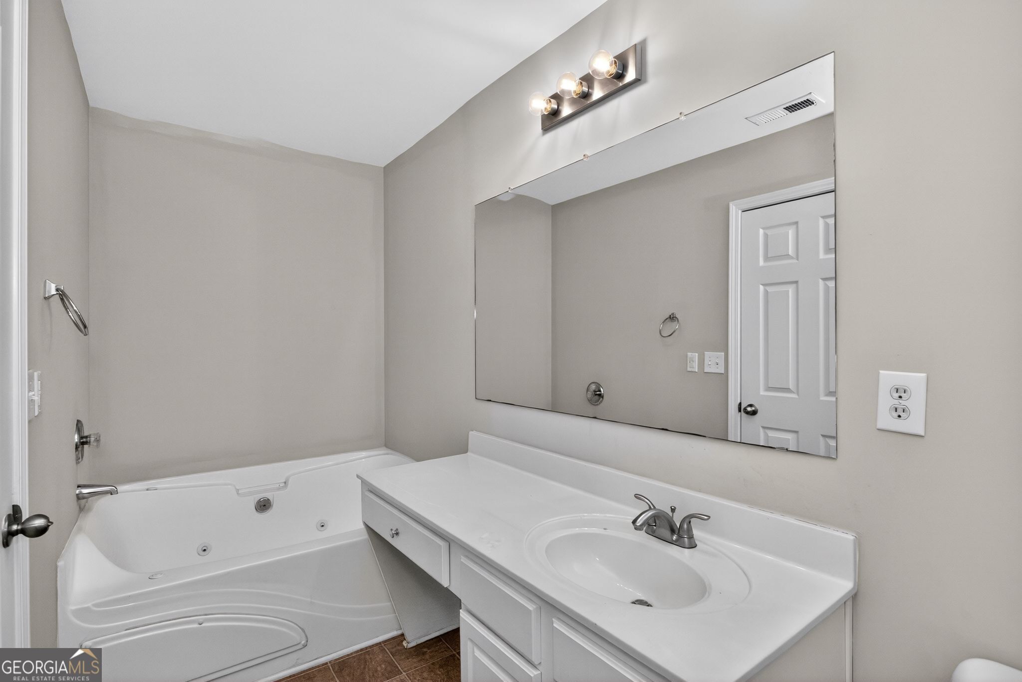 837 Crestwell Circle Atlanta, GA 30331 - Photo 9 of 16