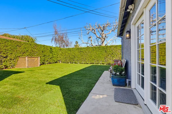 $1,850,000 | 8344 Kenyon Avenue, Los Angeles, CA 90045