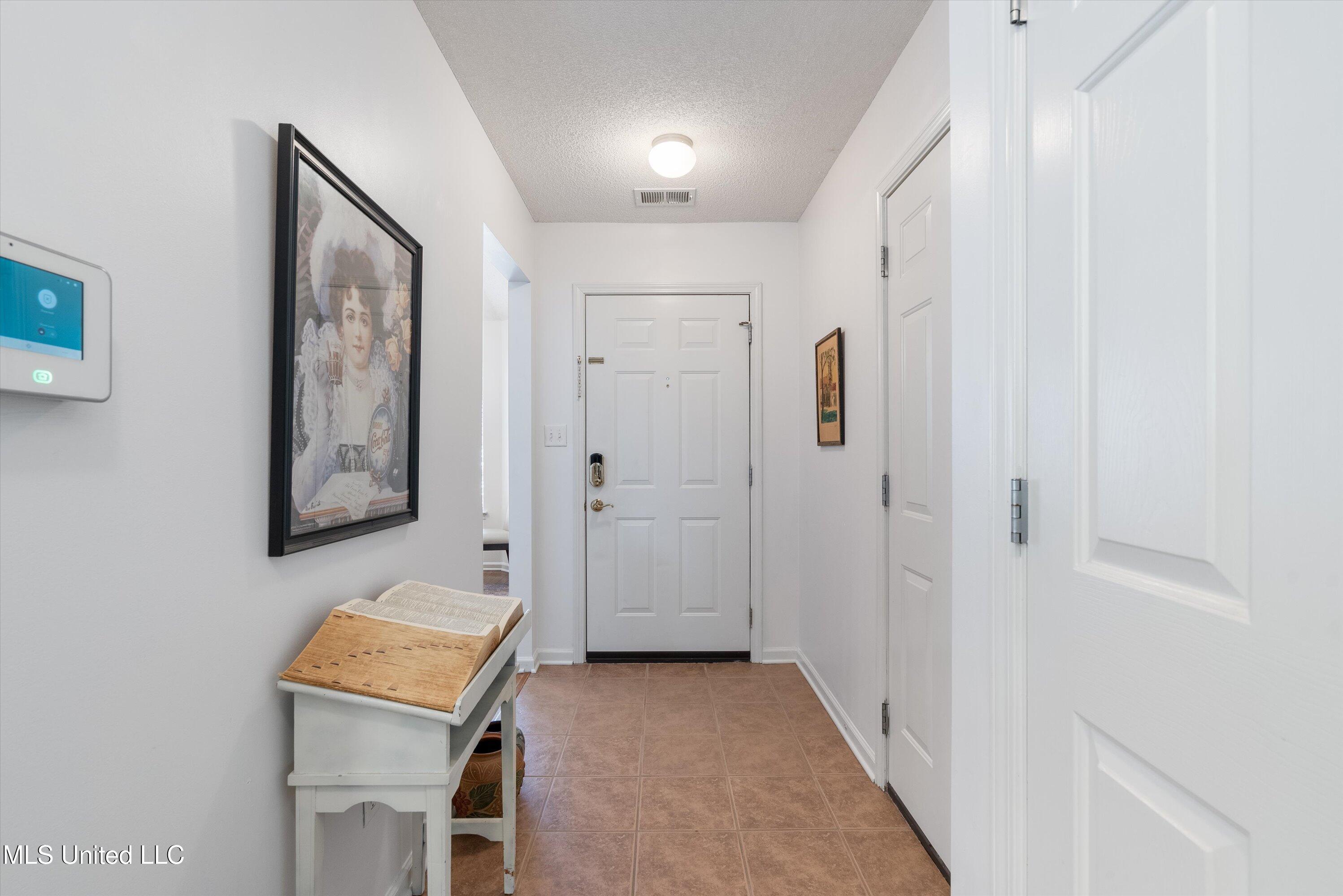 7118 Maple Grove Road Olive Branch, MS 38654 - Photo 4 of 28 03-DSC00037