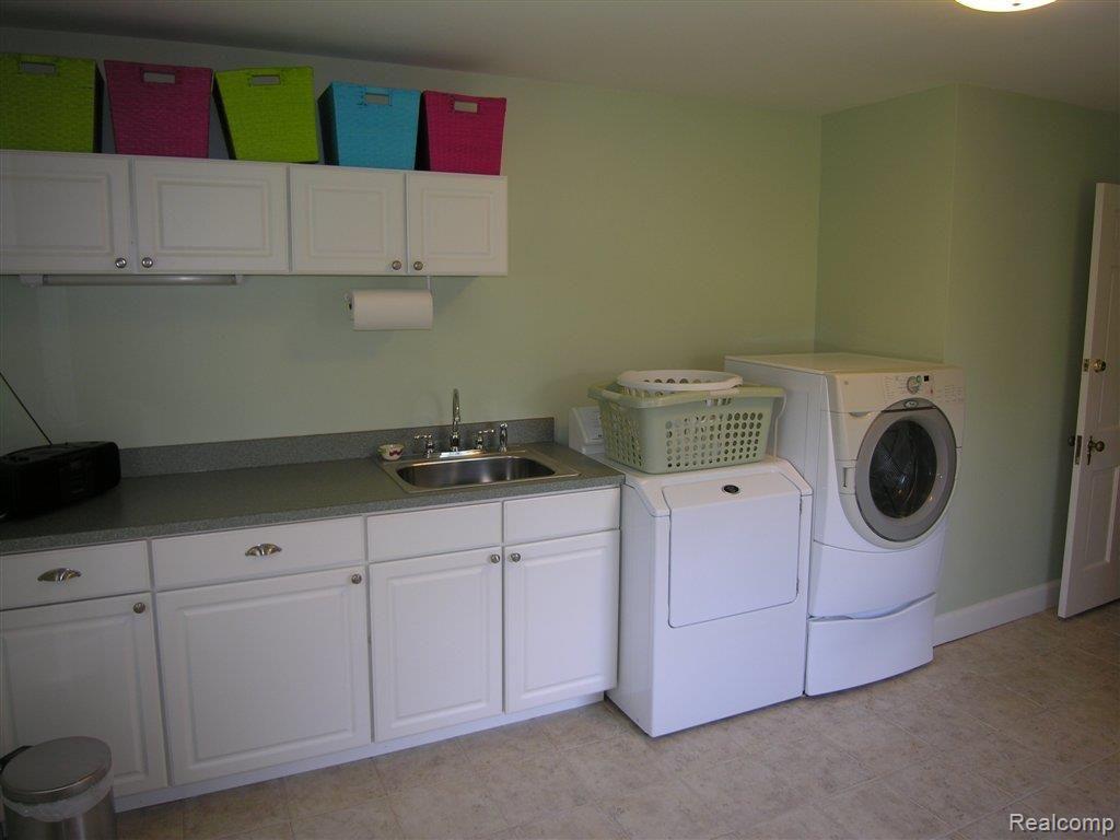 44 Renaud Road Grosse Pointe, MI 48236 - Photo 24 of 25 DSCN8277.JPG