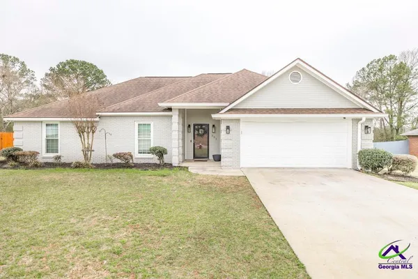 $279,900 | 301 Bowen Drive, Warner Robins, GA 31088