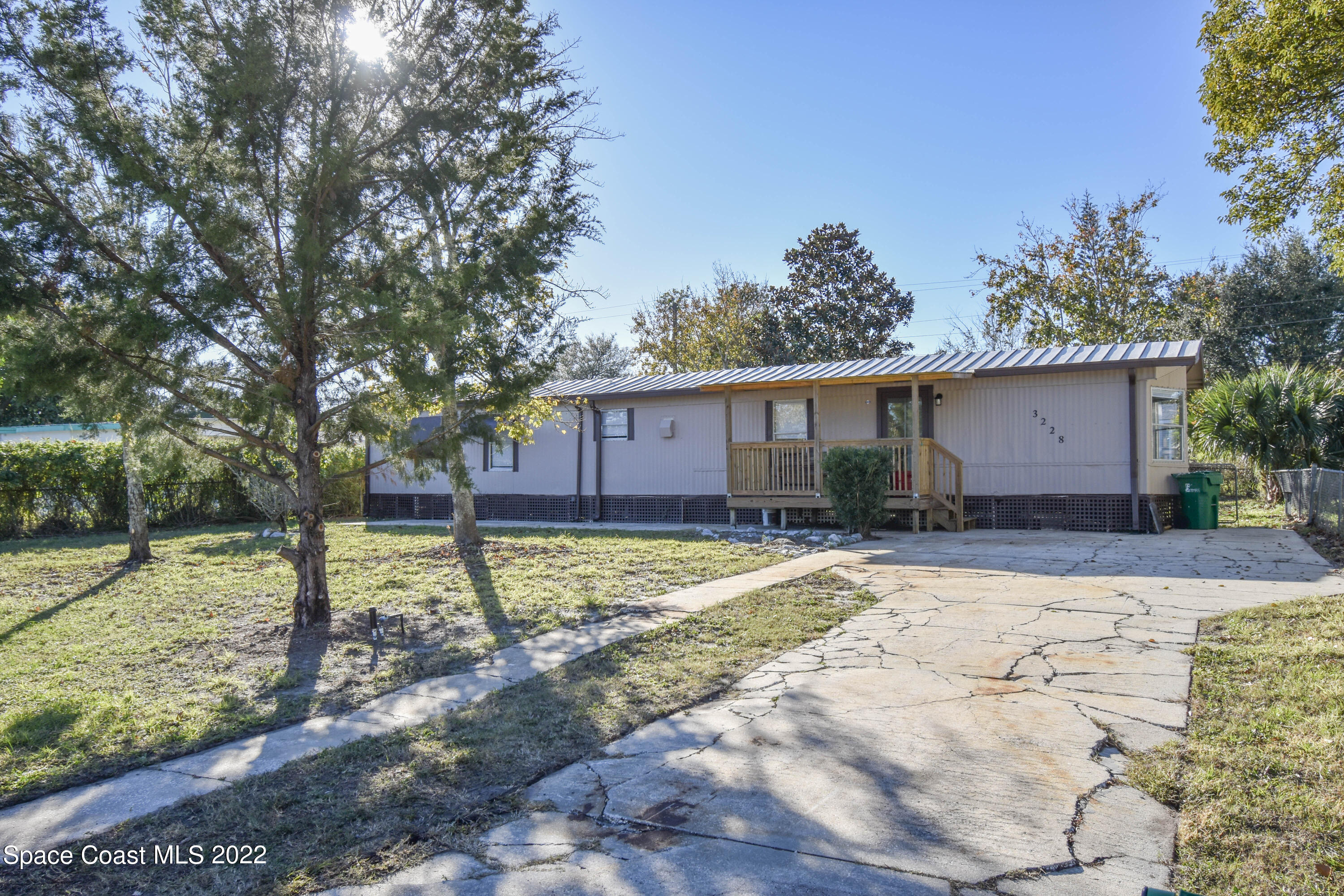 3228 Beacon Road Mims, FL 32754 - Photo 1 of 19 DSC_0025