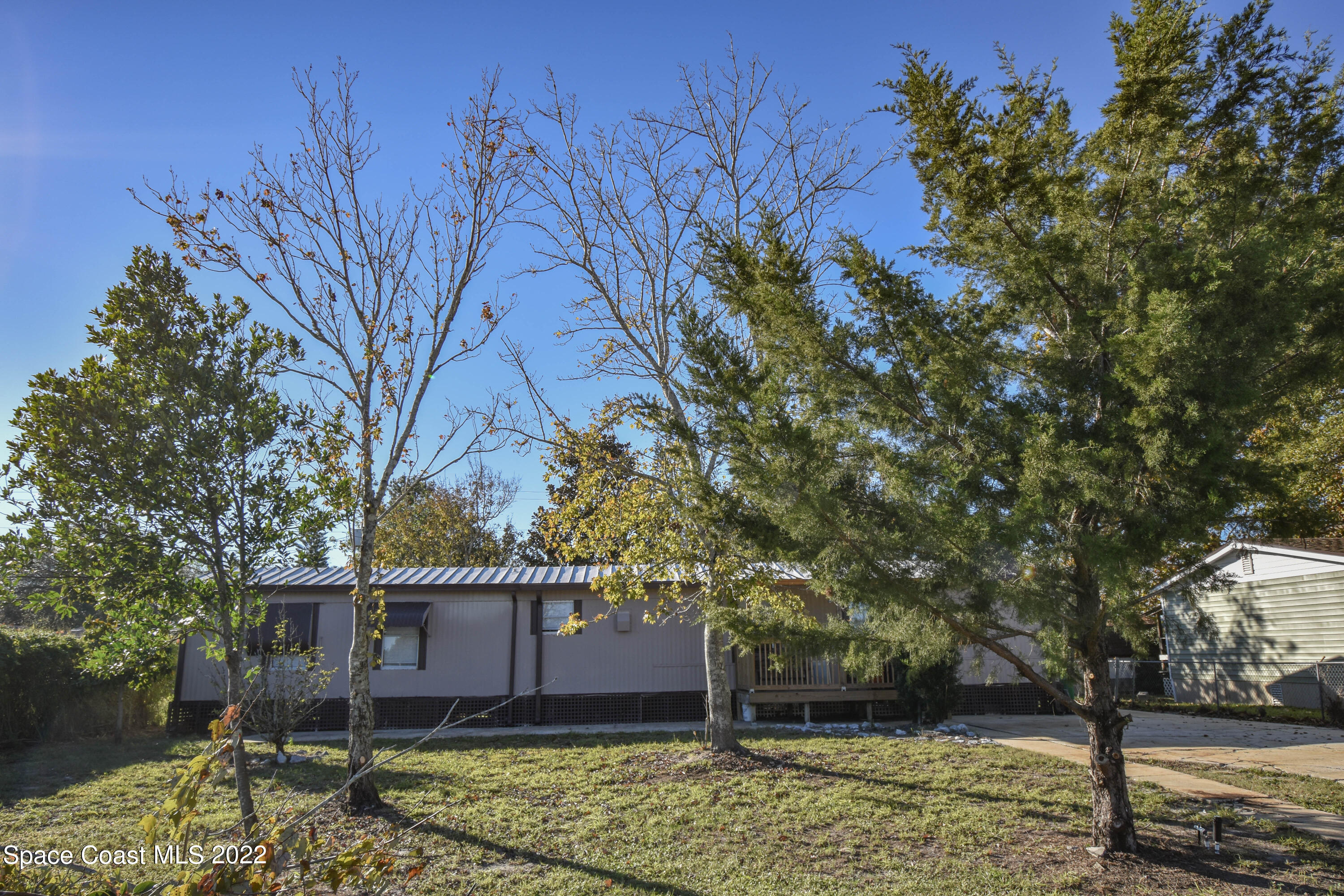 3228 Beacon Road Mims, FL 32754 - Photo 3 of 19 DSC_0027