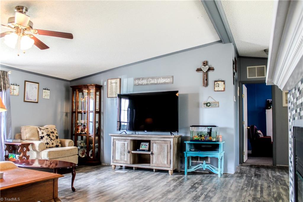 3117 Corbett Ridge Road Mebane, NC 27302 - Photo 3 of 13 Gallery Image 3