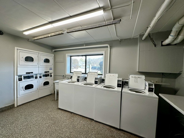 264 East Bailey Road, Unit H Naperville, IL 60565 - Photo 15 of 15 Gallery Image 15