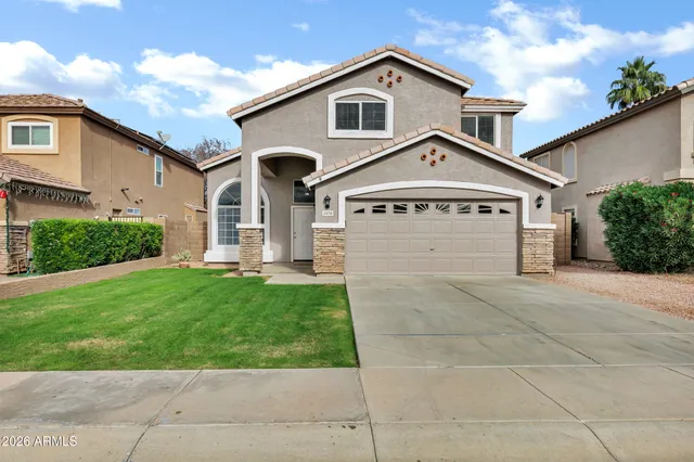 $515,000 | 2470 East Sheffield Avenue, Gilbert, AZ 85296