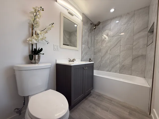 $2,500 | 9304 South Justine Street, Chicago, IL 60620