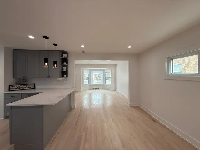 $2,500 | 9304 South Justine Street, Chicago, IL 60620