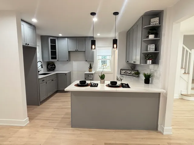 $2,500 | 9304 South Justine Street, Chicago, IL 60620