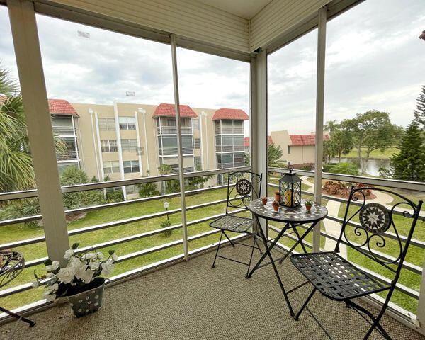 3551 Inverrary Drive, Unit 301 Lauderhill, FL 33319 - Photo 2 of 24 3551 I 1