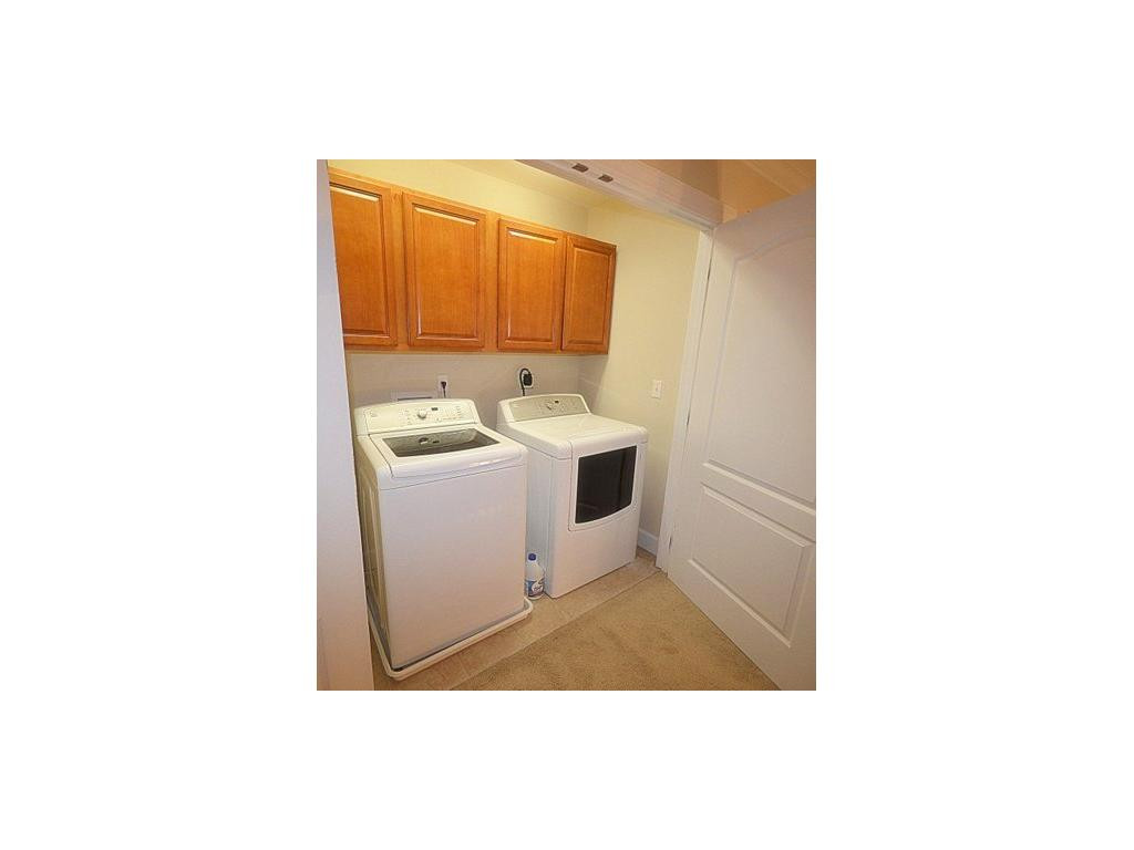 1098 Cherokee Road, Unit 2 Johnson City, TN 37604 - Photo 17 of 19 Photo 17