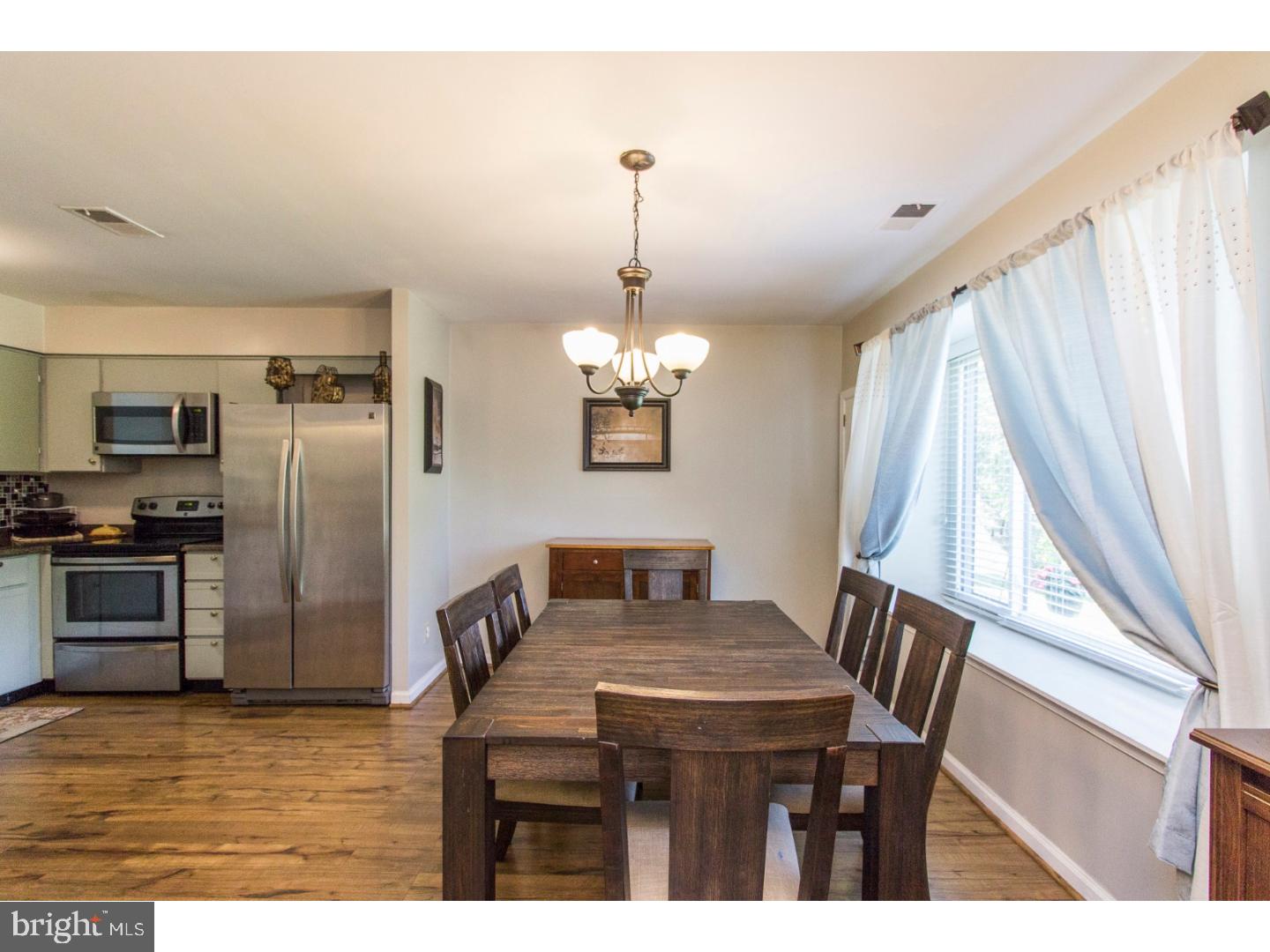 127 Pembroke Court Exton, PA 19341 - Photo 7 of 23 Dining Room
