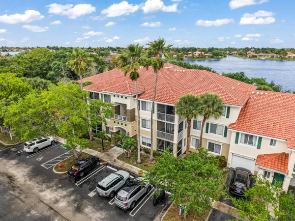 $2,700 | 11737 West Atlantic Boulevard, Unit 621, Coral Springs, FL 33071