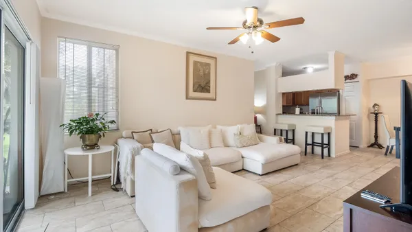 $2,700 | 11737 West Atlantic Boulevard, Unit 621, Coral Springs, FL 33071