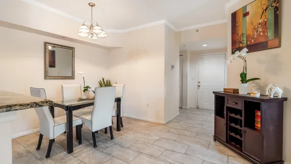 $2,700 | 11737 West Atlantic Boulevard, Unit 621, Coral Springs, FL 33071