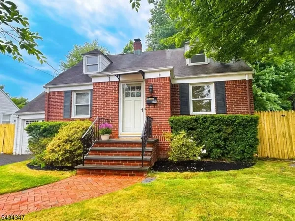 $3,950 | 174 North Passaic Avenue, Chatham, NJ 07928