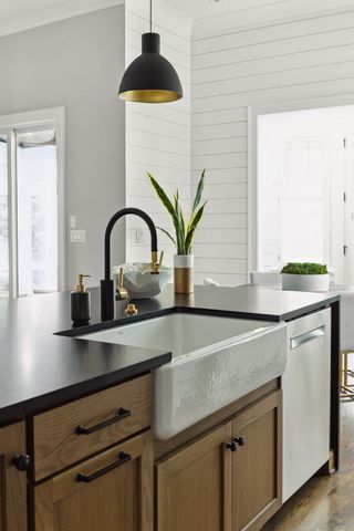 $2,300,000 | 2116 19th Avenue South, Nashville, TN 37212