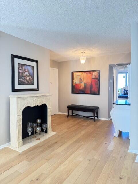 1180 South Ocean Boulevard, Unit 63 Boca Raton, FL 33432 - Photo 13 of 16 1180 S OCEAN BLVD #6C